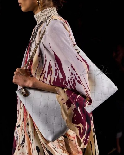 26 Matthieu blazy hobo bag