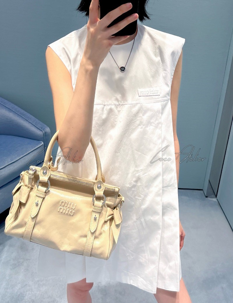 cotton sleeveless blouse