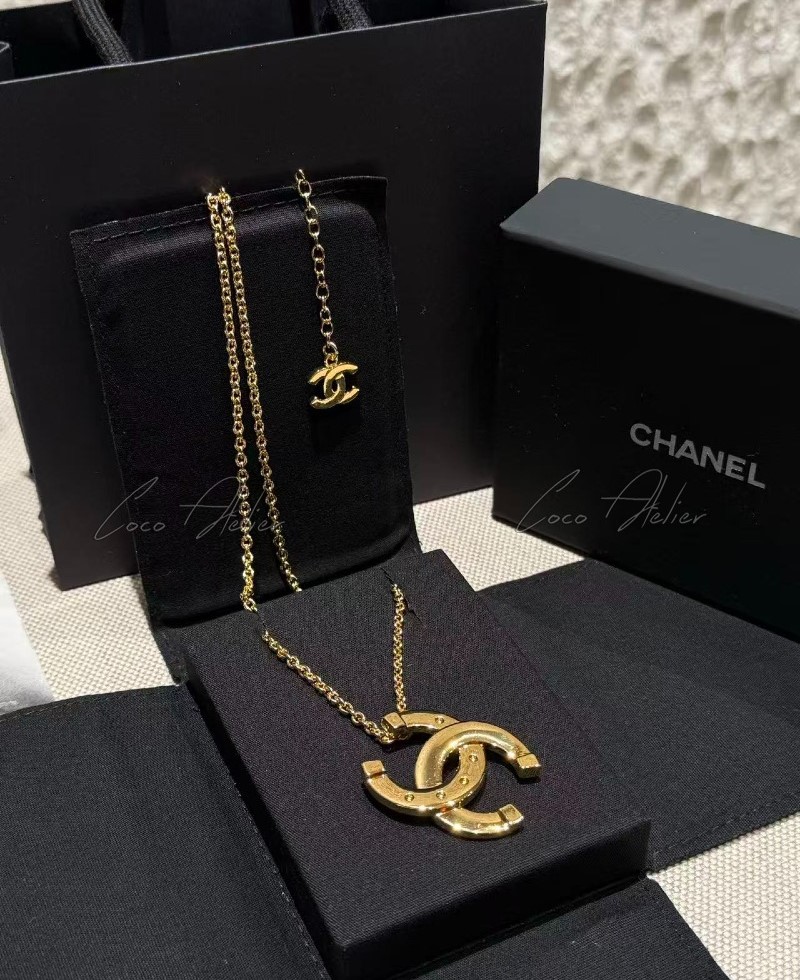 CC Necklace