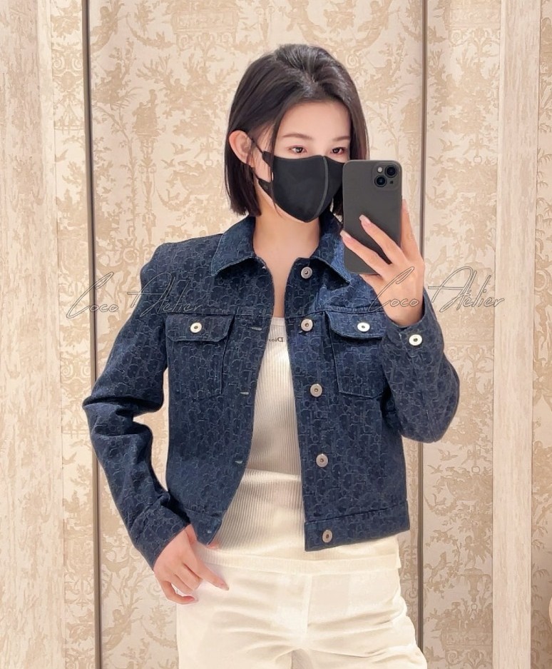 oblique jacket