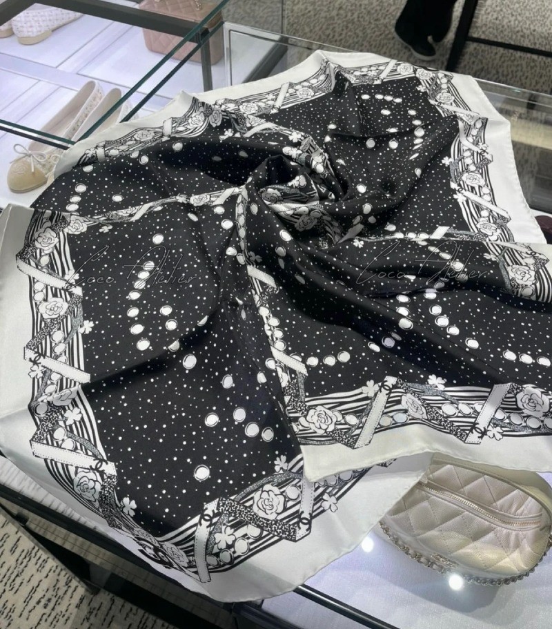 CC Scarf