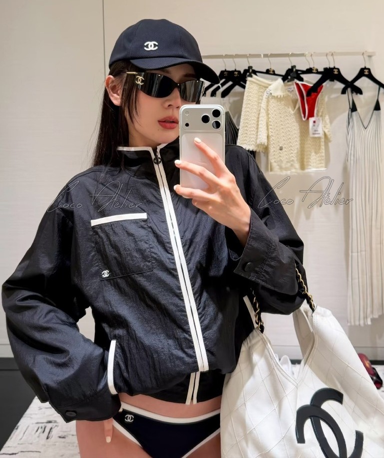 Coco Beach Windbreaker