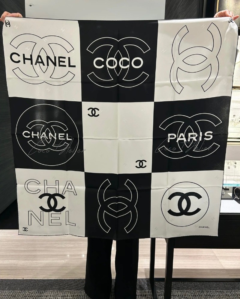 CC Scarf