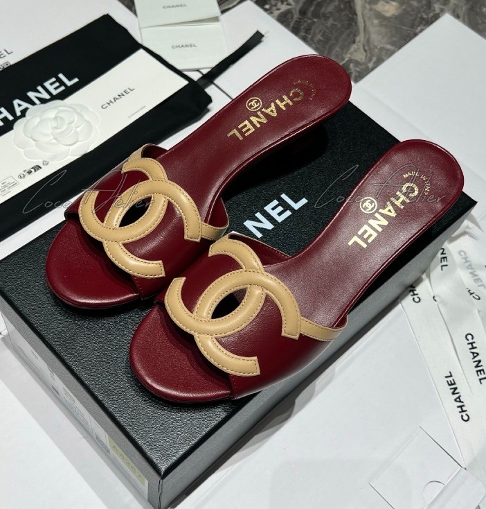 26 cc Sandals