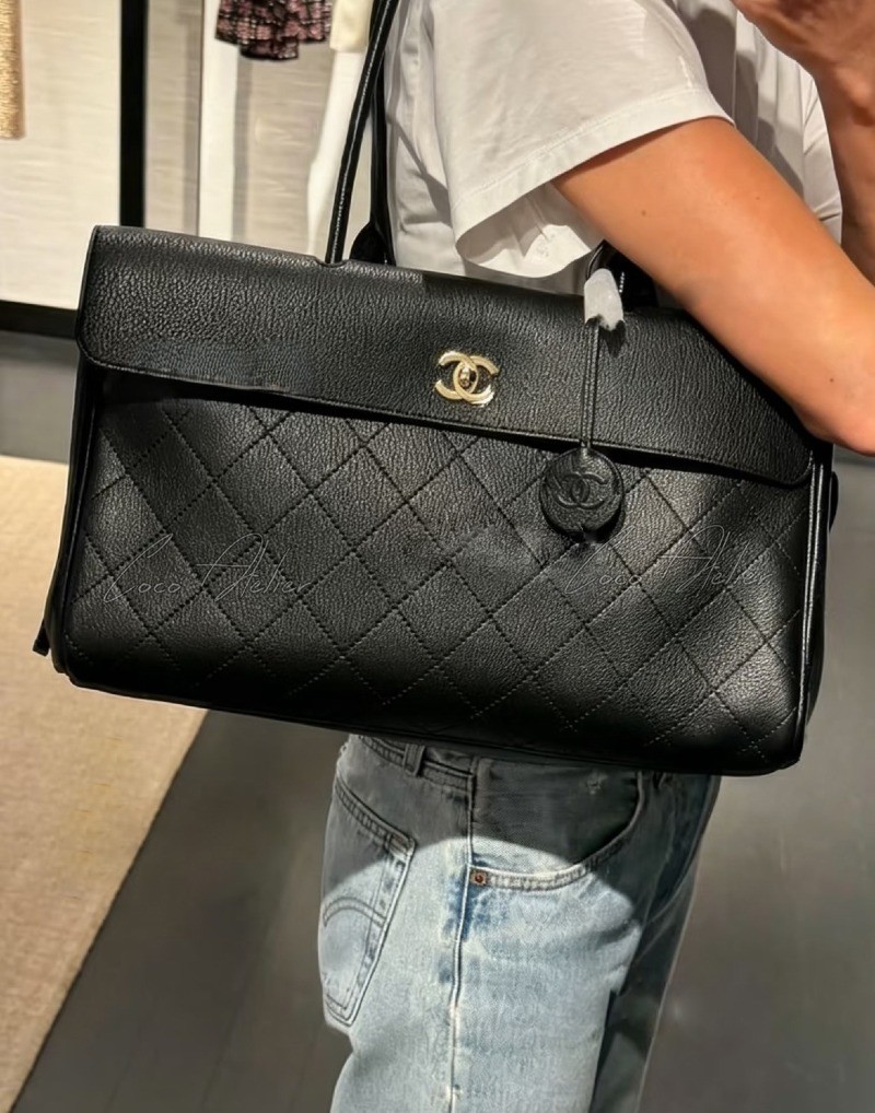 26P Shoulder bag
