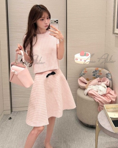 CD Pink Knit