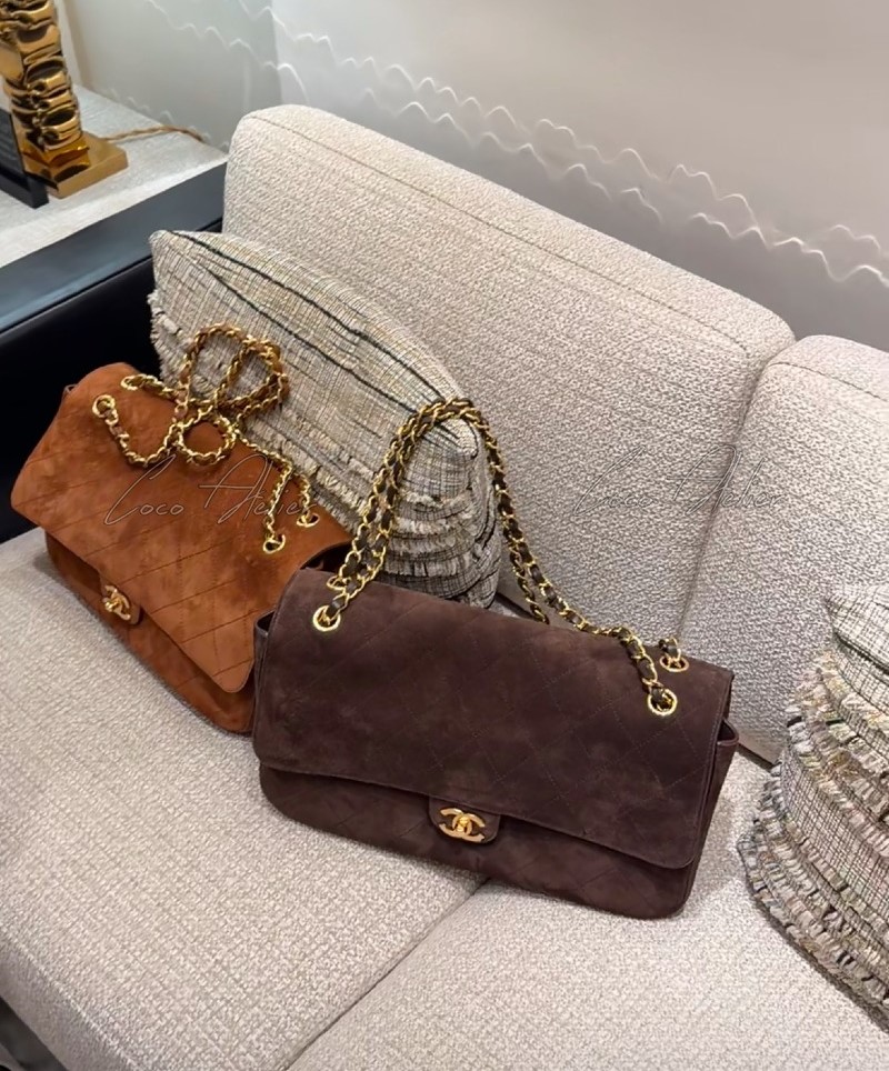 Suede Flapbag