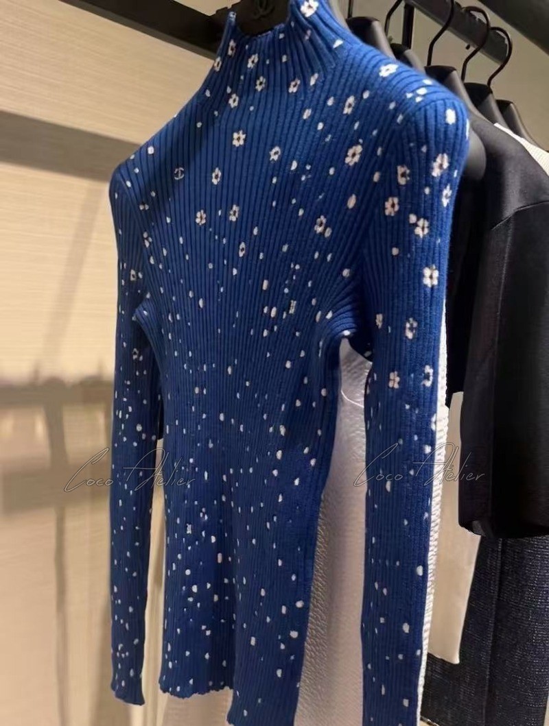 CC knitwear