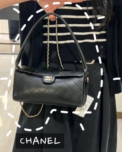 26A Chain Handle Bowling Bag