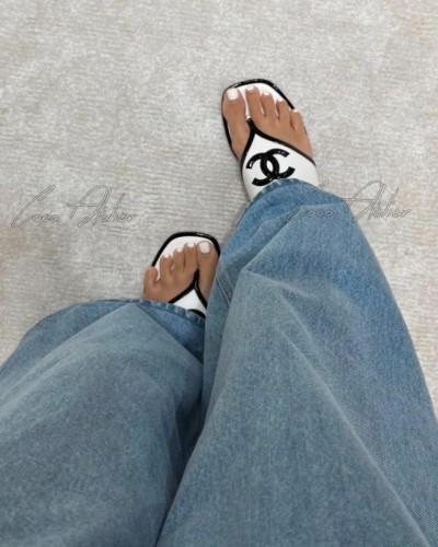 flip-flops sandals