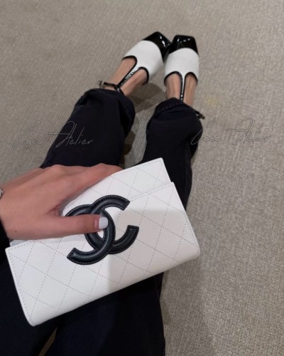 CC 26B Bow WOC Bag